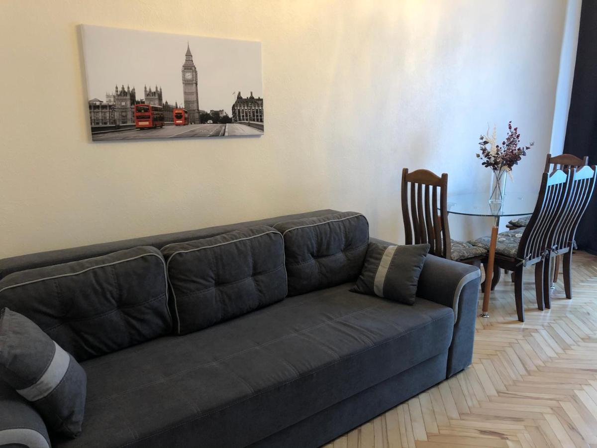 Freddies Apartment Kiev Dış mekan fotoğraf